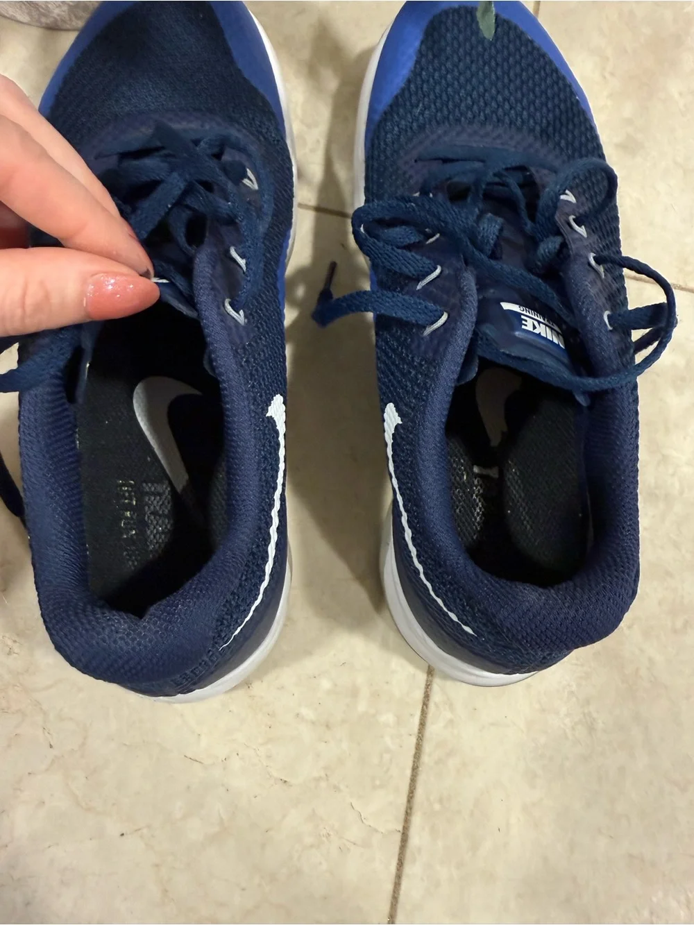 Nike Men’s FLYWIRE Navy and Royal Blue Athletic Sneakers